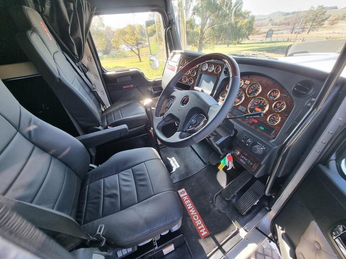 2024 Kenworth T909