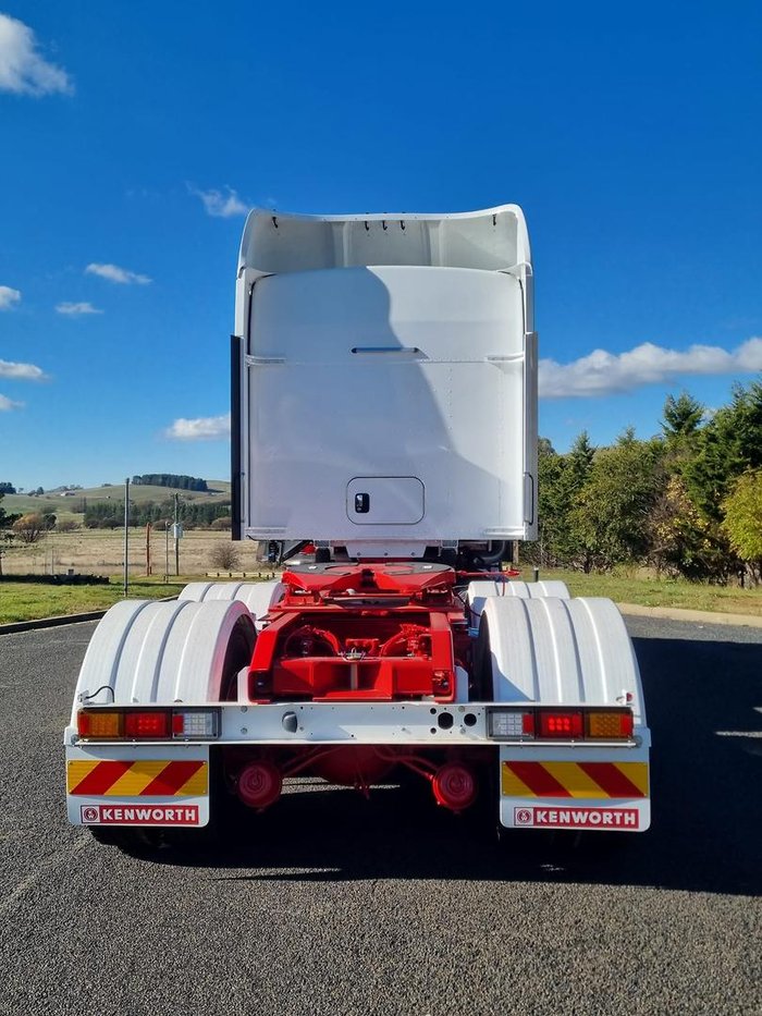 2024 Kenworth T909