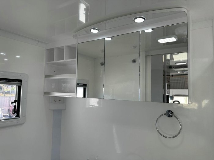 2024 Winnebago Coogee