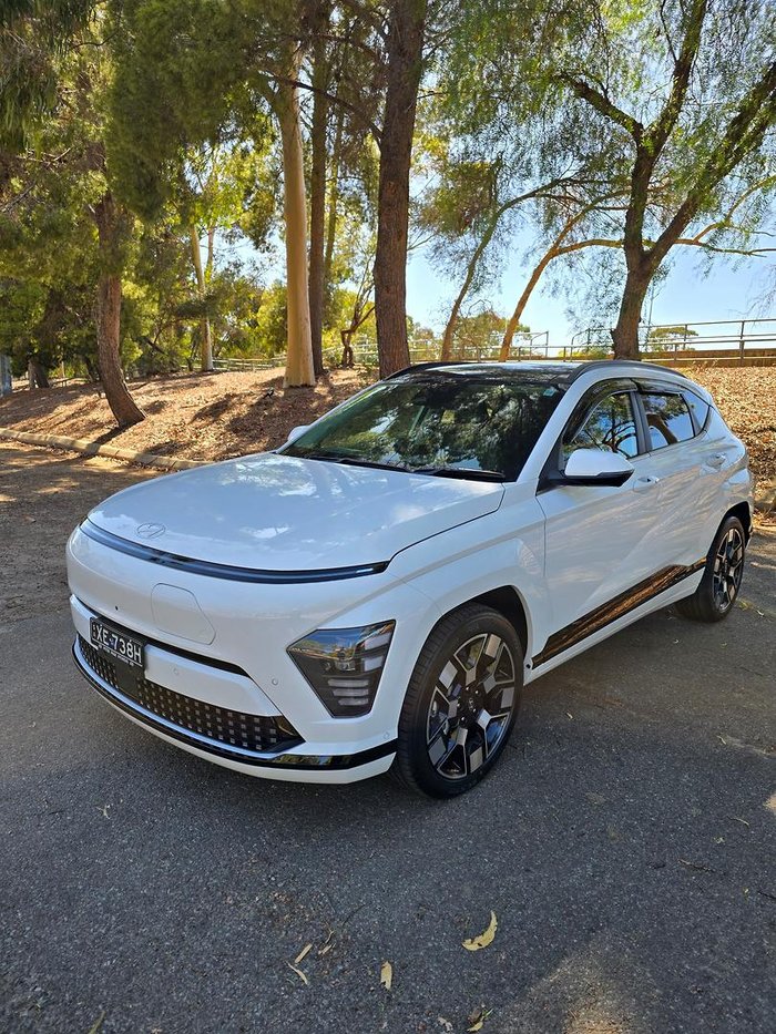2025 Hyundai Kona Electric Premium