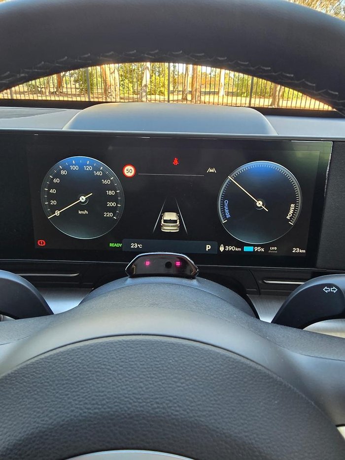 2025 Hyundai Kona Electric Premium