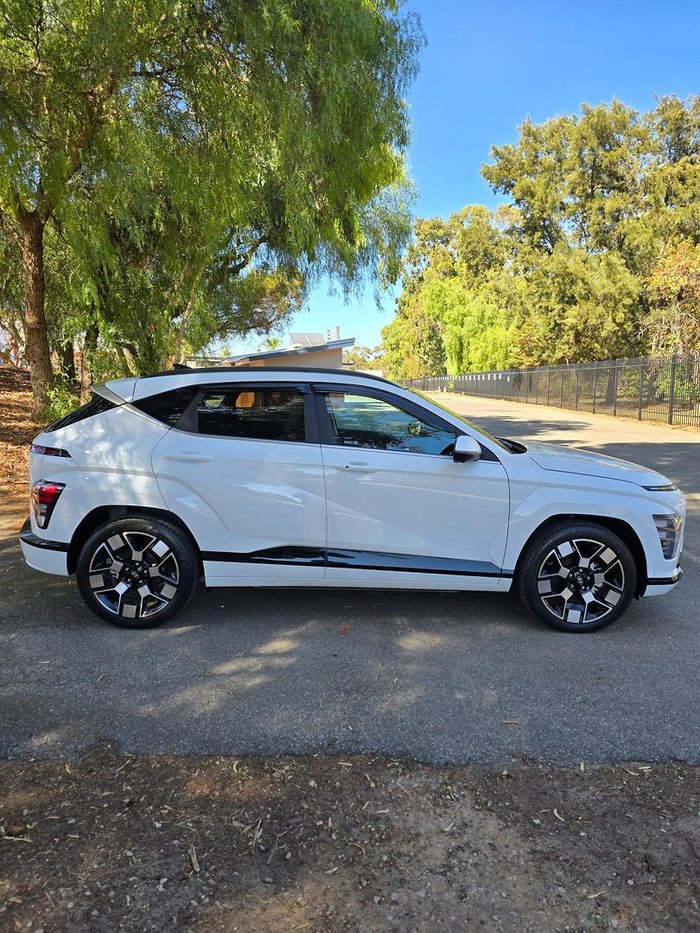 2025 Hyundai Kona Electric Premium