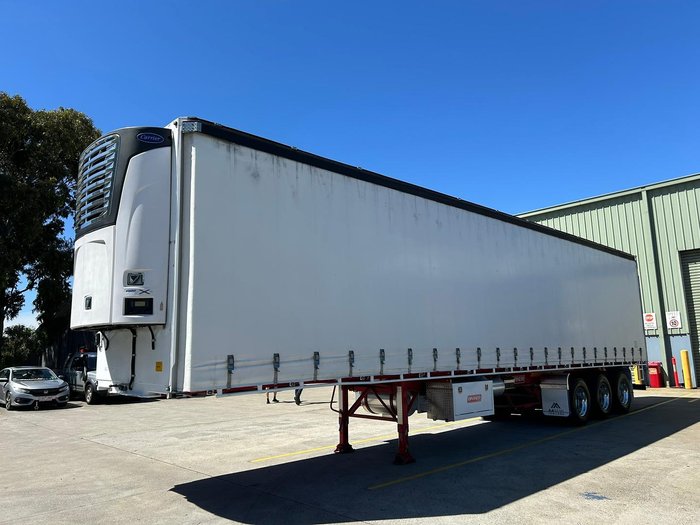 2017 Barker St3 Od 22 Pallet Refrigerated Sd Tail Gate