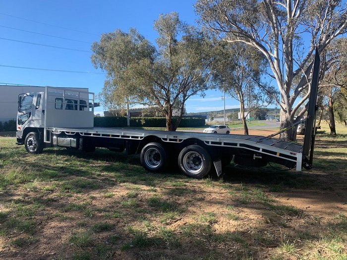 2015 Fuso 2427 6X2 Allison Auto Trans Beavertail White