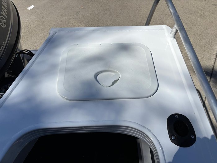 2025 QUINTREX 460 Renegade SC