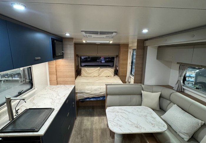 2025 JAYCO SILVERLINE 22.68-5.SL-MY25 WHITE