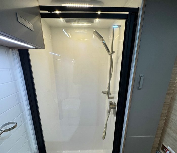 2025 JAYCO SILVERLINE 22.68-5.SL-MY25 WHITE