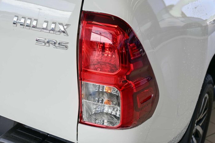 2020 Toyota Hilux SR5