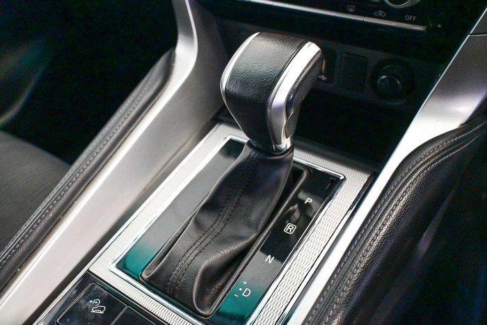 2020 Mitsubishi Pajero Sport GLX