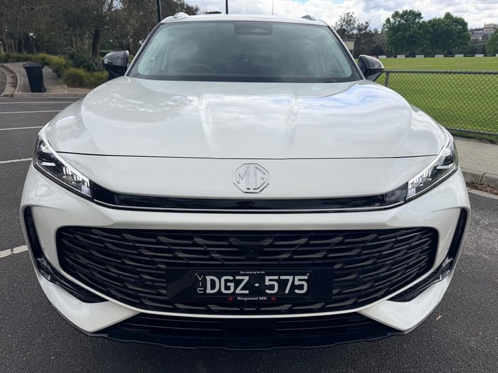 2025 MG HS Essence AS33 MY25 Pearl White