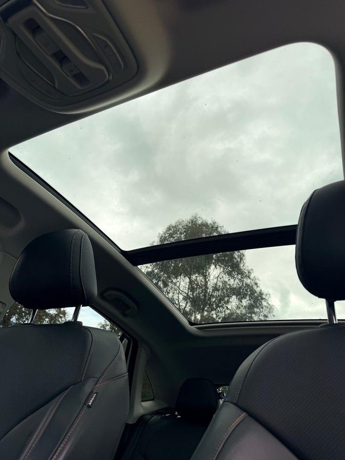 2025 MG HS Essence AS33 MY25 Pearl White