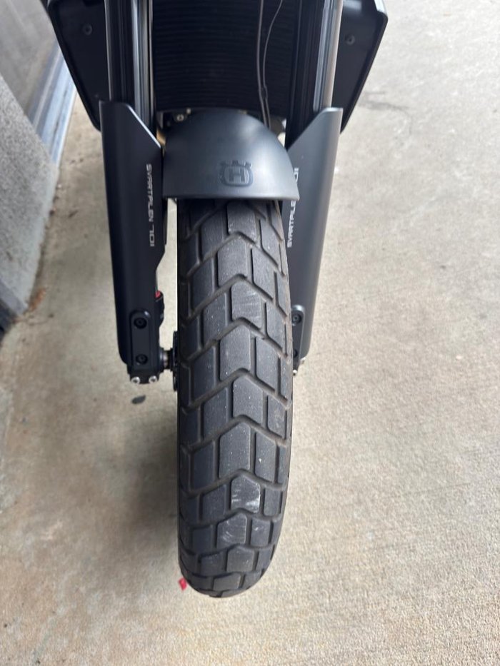 2019 Husqvarna SVARTPILEN 701 SVARTPILEN Black