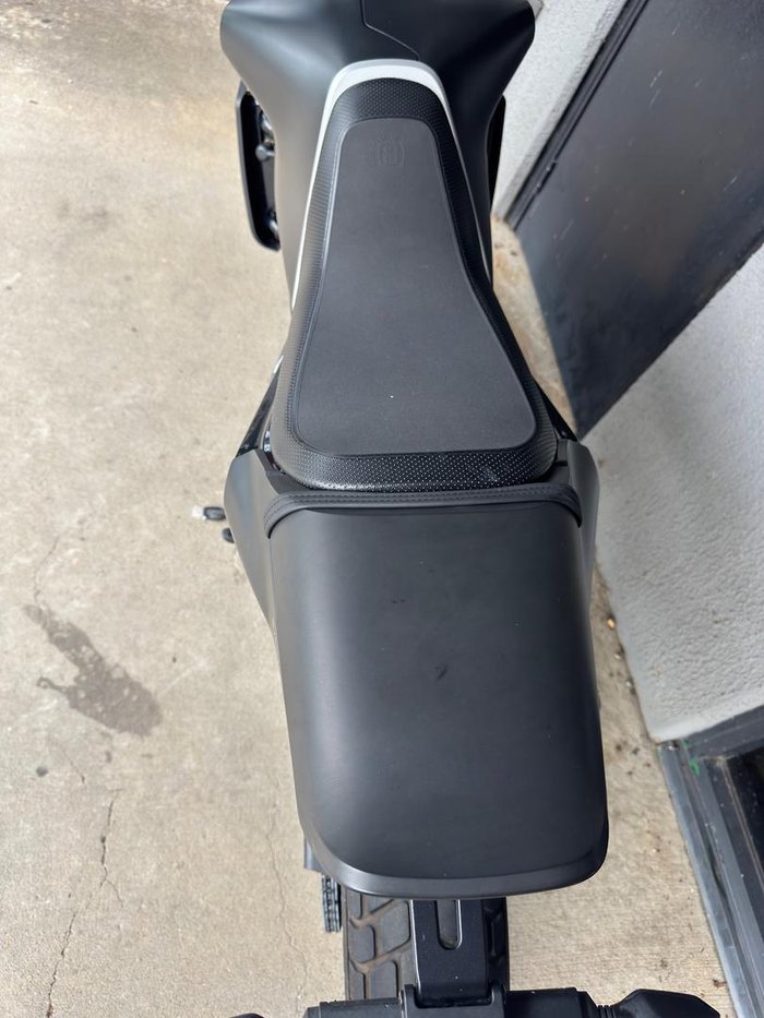 2019 Husqvarna SVARTPILEN 701 SVARTPILEN Black