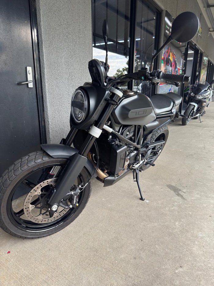 2019 Husqvarna SVARTPILEN 701 SVARTPILEN Black