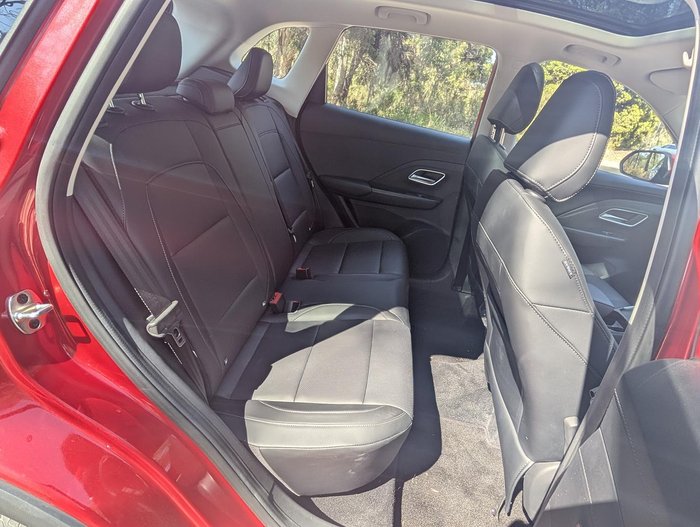 2025 MG ZS Essence Turbo ZS32 MY25 Diamond Red