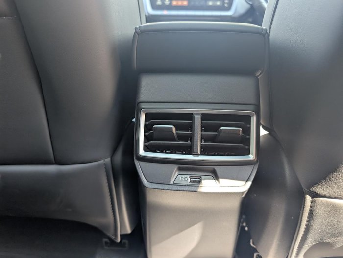 2025 MG ZS Essence Turbo ZS32 MY25 Diamond Red