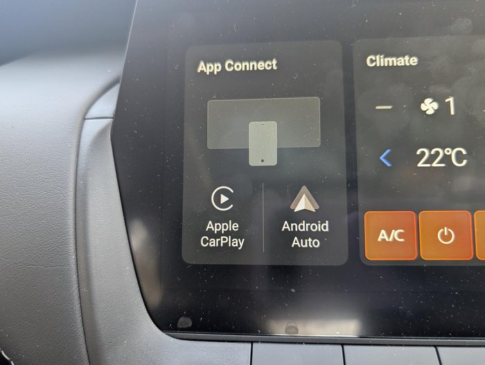 2025 MG ZS Essence Turbo ZS32 MY25 Diamond Red