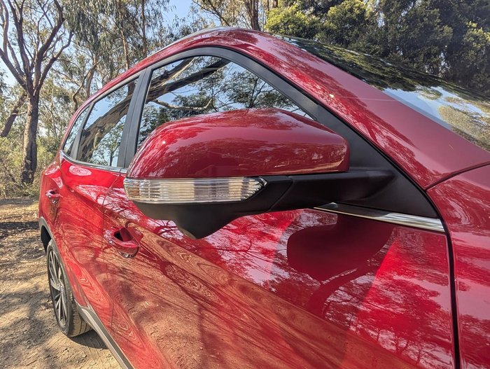 2025 MG ZS Essence Turbo ZS32 MY25 Diamond Red