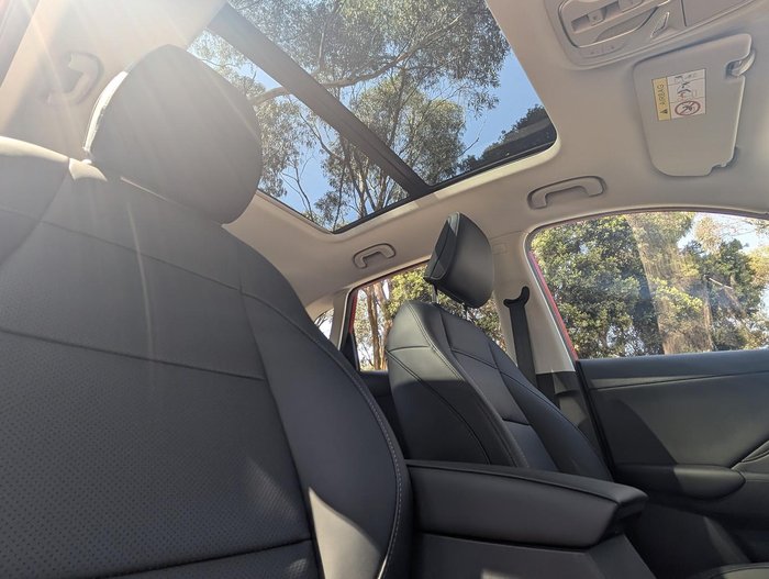 2025 MG ZS Essence Turbo ZS32 MY25 Diamond Red