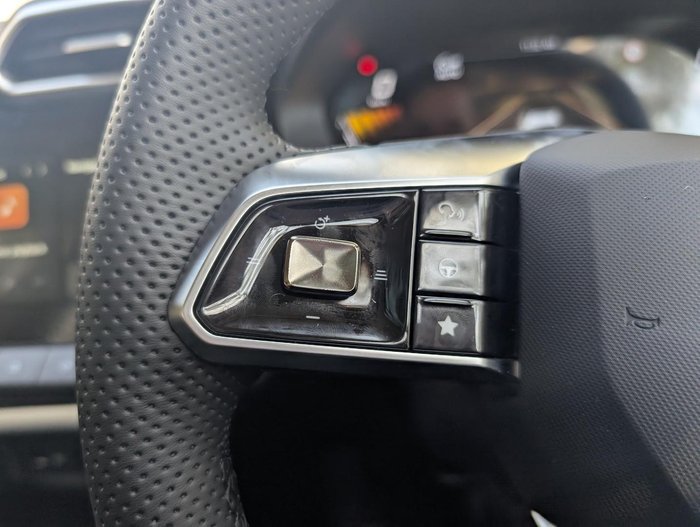 2025 MG ZS Essence Turbo ZS32 MY25 Diamond Red