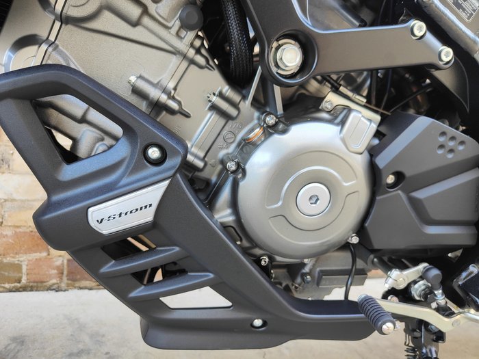 2024 SUZUKI V-STROM 650XT LAMS (DL650XAUE) DUAL PURPOSE BLUE