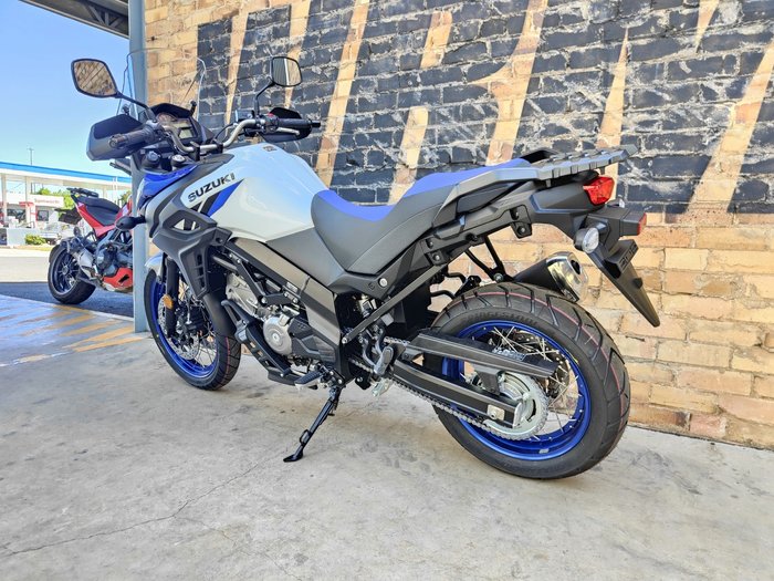 2024 SUZUKI V-STROM 650XT LAMS (DL650XAUE) DUAL PURPOSE BLUE