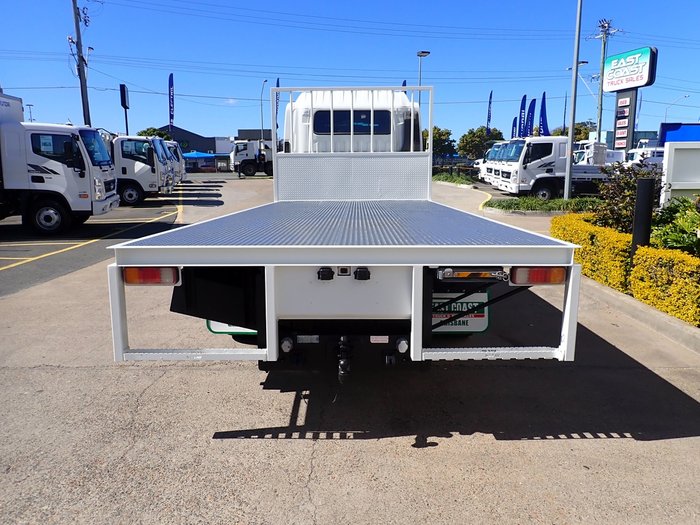 2016 ISUZU FRR 500 WHITE