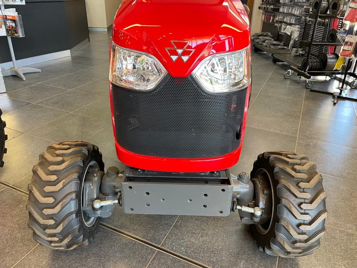 2023 Massey Ferguson Gc1723e 23Hp Compact Tractor