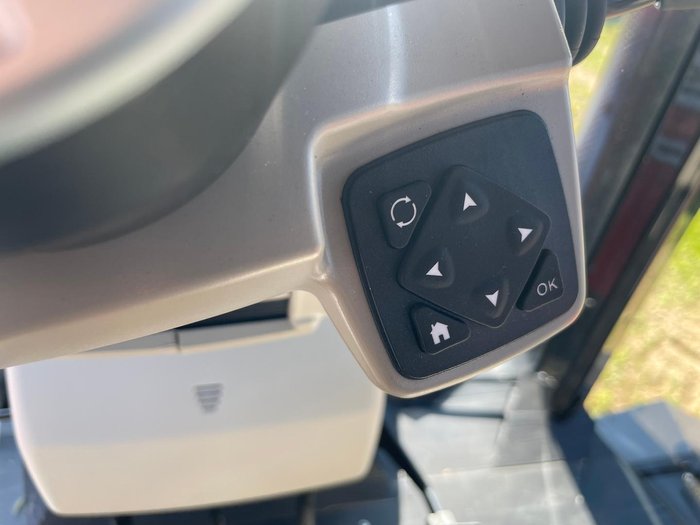 2024 Massey Ferguson 8737 S 370Hp Tractor