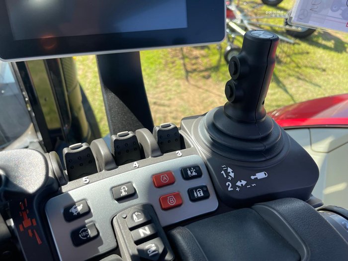 2024 Massey Ferguson 8737 S 370Hp Tractor