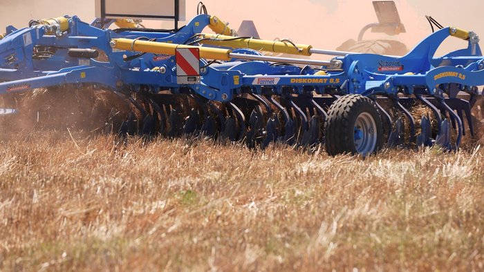 0 Farmet Diskomat 8.5Ps Heavy Duty Trailing Speed Disc Ex Demo BLUE