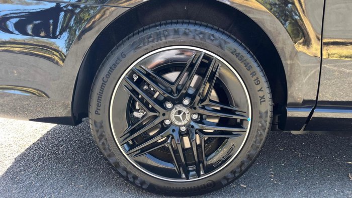 2024 Mercedes-Benz V-Class V300 AMG