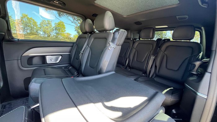 2024 Mercedes-Benz V-Class V300 AMG