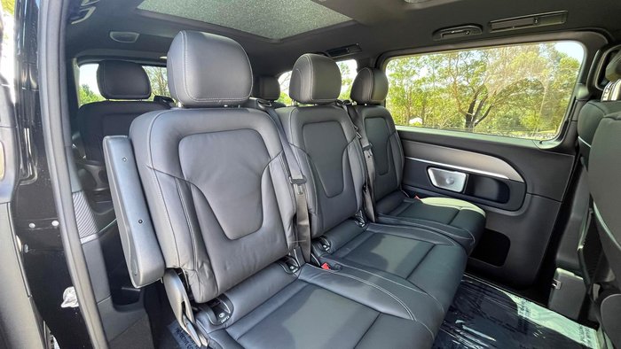 2024 Mercedes-Benz V-Class V300 AMG