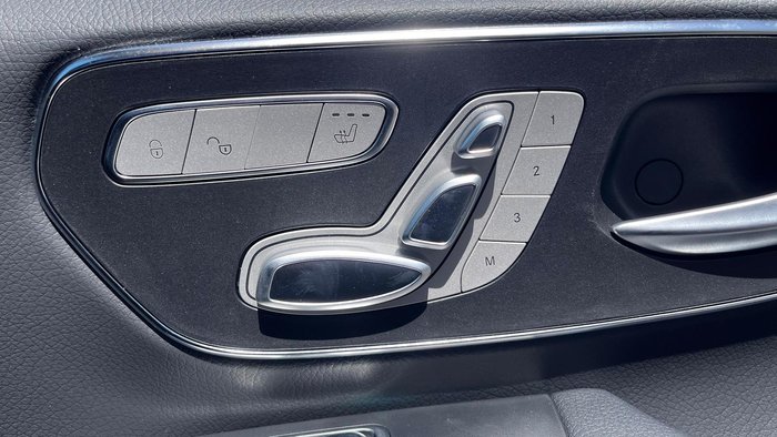 2024 Mercedes-Benz V-Class V300 AMG