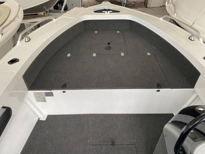 2024 QUINTREX 540 TOP ENDER