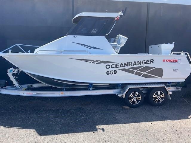 2025 Stacer 659 Ocean Ranger Hard Top