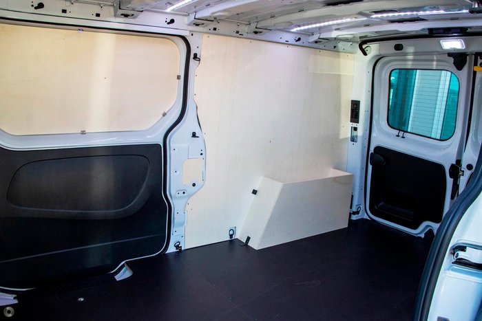 2025 Renault Trafic Premium X82 MY25 Glacier White
