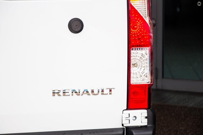 2025 Renault Master Pro 110kW X62 Phase 2 MY25 Mineral White