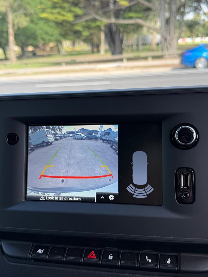 2025 Renault Master Pro 110kW X62 Phase 2 MY25 Mineral White