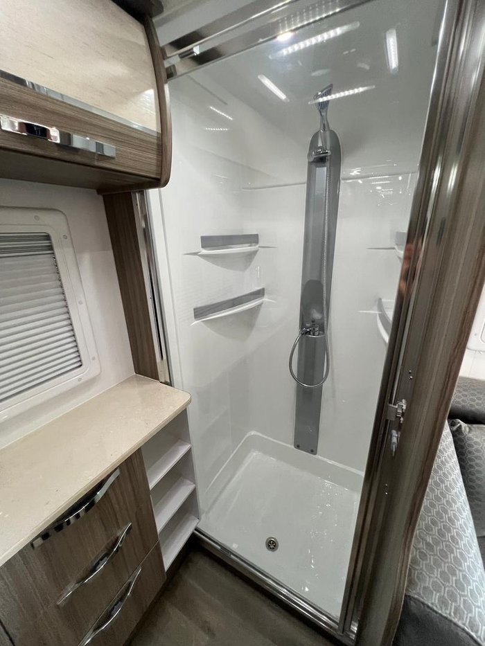 2025 Avan Aspire 555-1