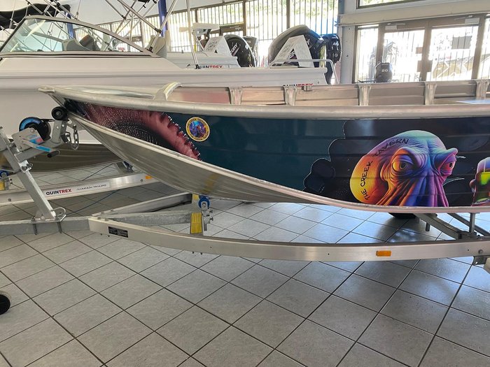 2024 QUINTREX 390 Explorer