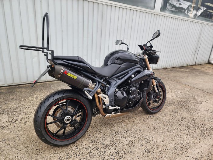 2015 Triumph Speed Triple 1050 ABS Speed Triple Black
