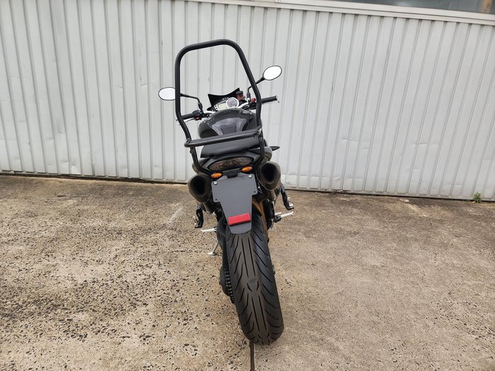 2015 Triumph Speed Triple 1050 ABS Speed Triple Black