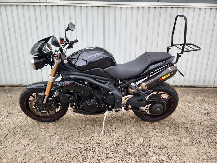 2015 Triumph Speed Triple 1050 ABS Speed Triple Black