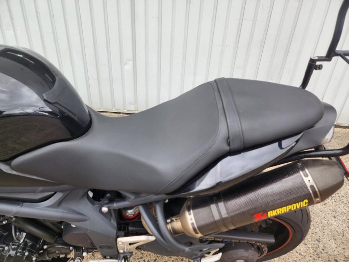 2015 Triumph Speed Triple 1050 ABS Speed Triple Black