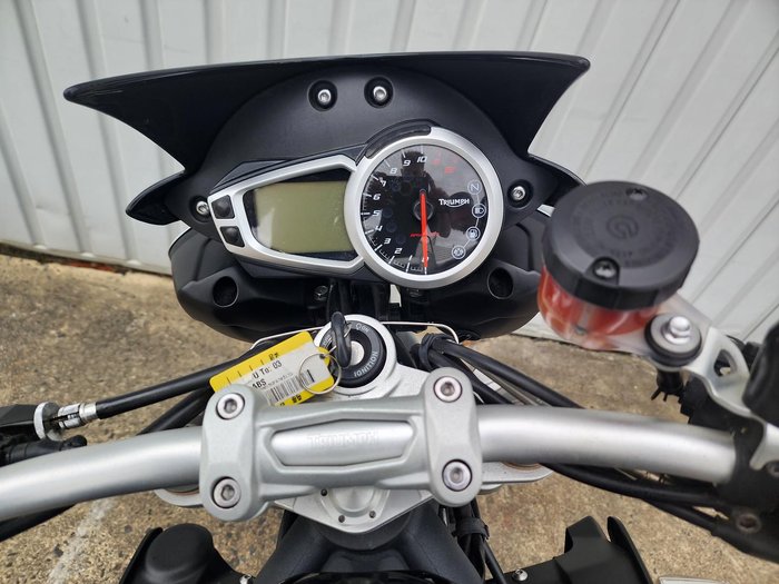 2015 Triumph Speed Triple 1050 ABS Speed Triple Black