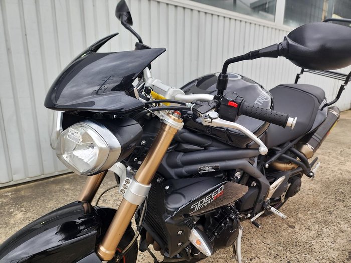 2015 Triumph Speed Triple 1050 ABS Speed Triple Black