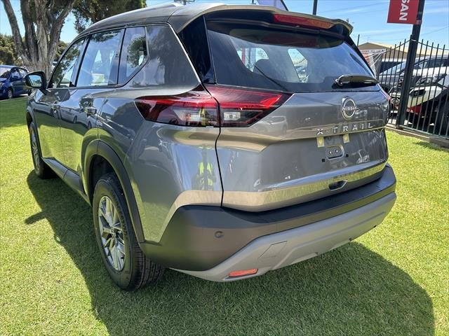 2024 Nissan T33 ST