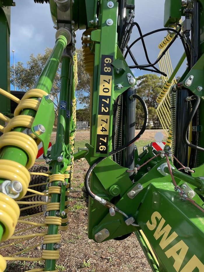 2025 Krone Swadro Tc760 Plus Twin Centre Hay Rake